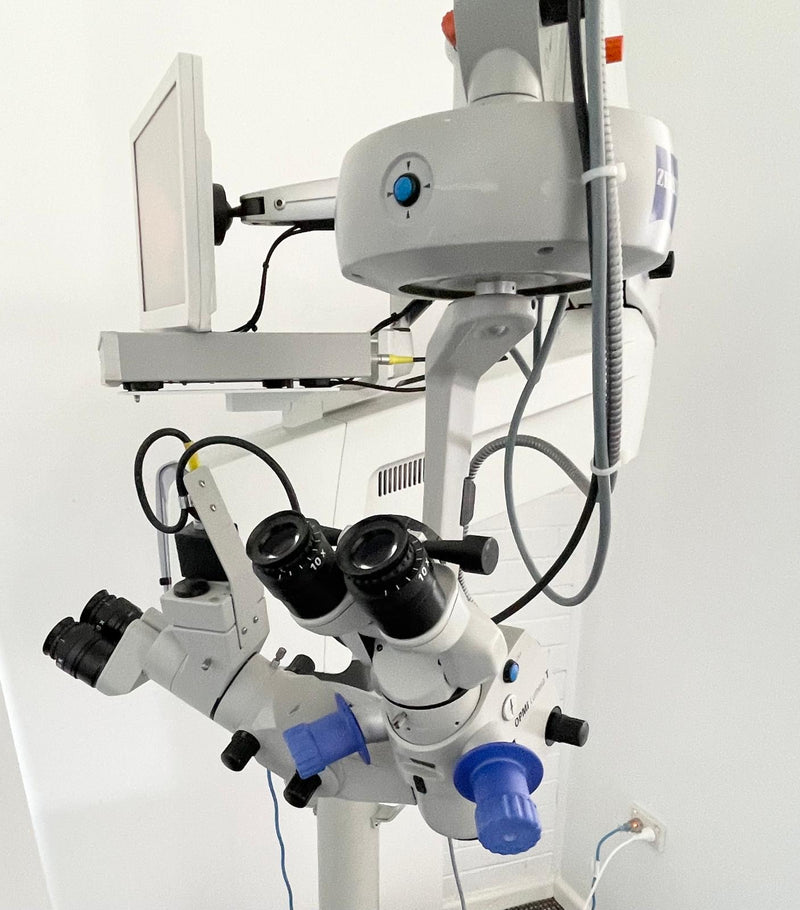 Zeiss OPMI Lumera T [Refurbished]