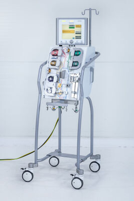 Edwards LifeScience Aquarius Dialysis Machine [Refurbished]