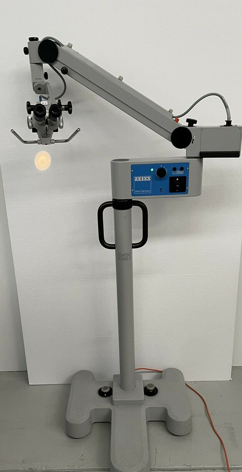 Zeiss Dental or ENT Operating Microscope Model OPMI 1-FC [Refurbished]